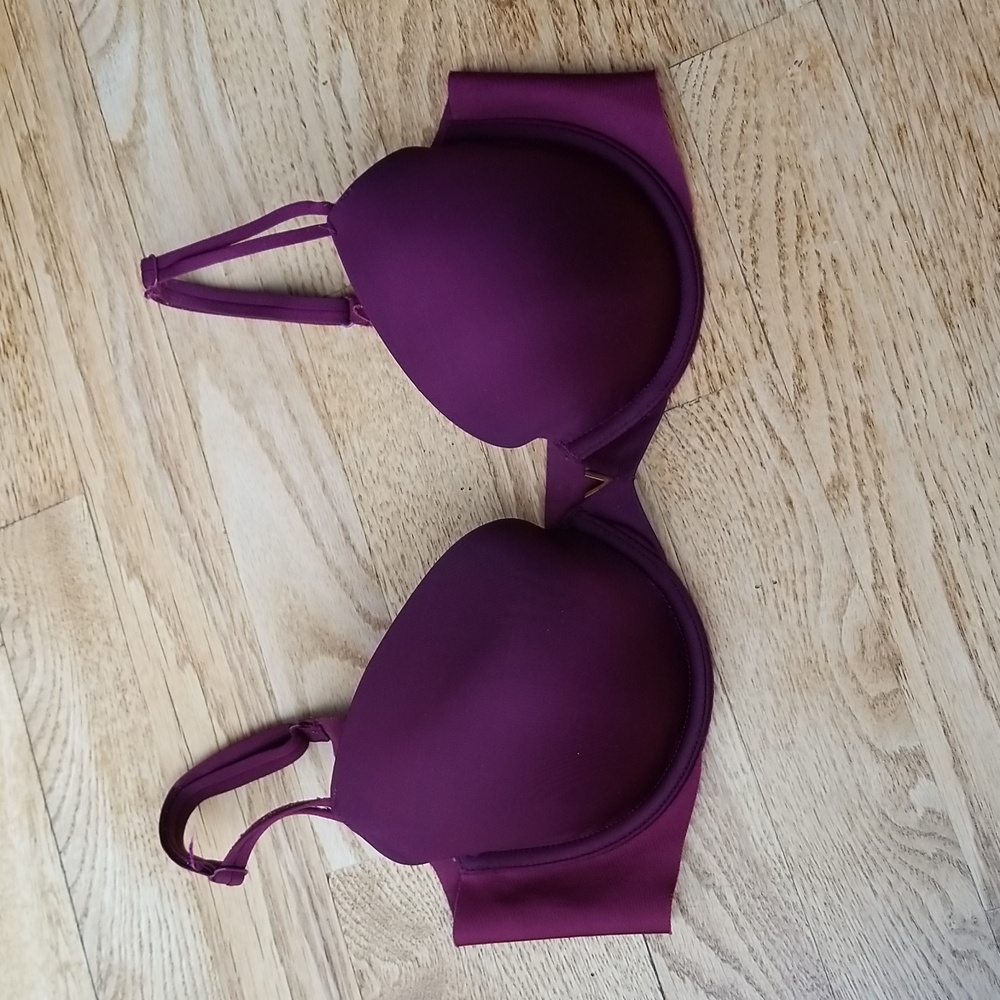 (32D) Victoria's Secret Lined Demi Comfortable Classic Intimate Padded Underwire